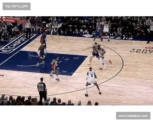 NBA动态:勇士42分狂胜马刺!赛后各界热议,布登霍尔泽下课声一片 NBA动态:勇士42分狂胜马刺!赛后各界热议,布登霍尔泽下课声一片