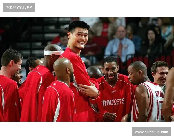 NBA超级大脚怪:姚明53码靠边,奥胖球鞋如帆船,却还不是NBA最大 NBA超级大脚怪:姚明53码靠边,奥胖球鞋如帆船,却还不是NBA最大